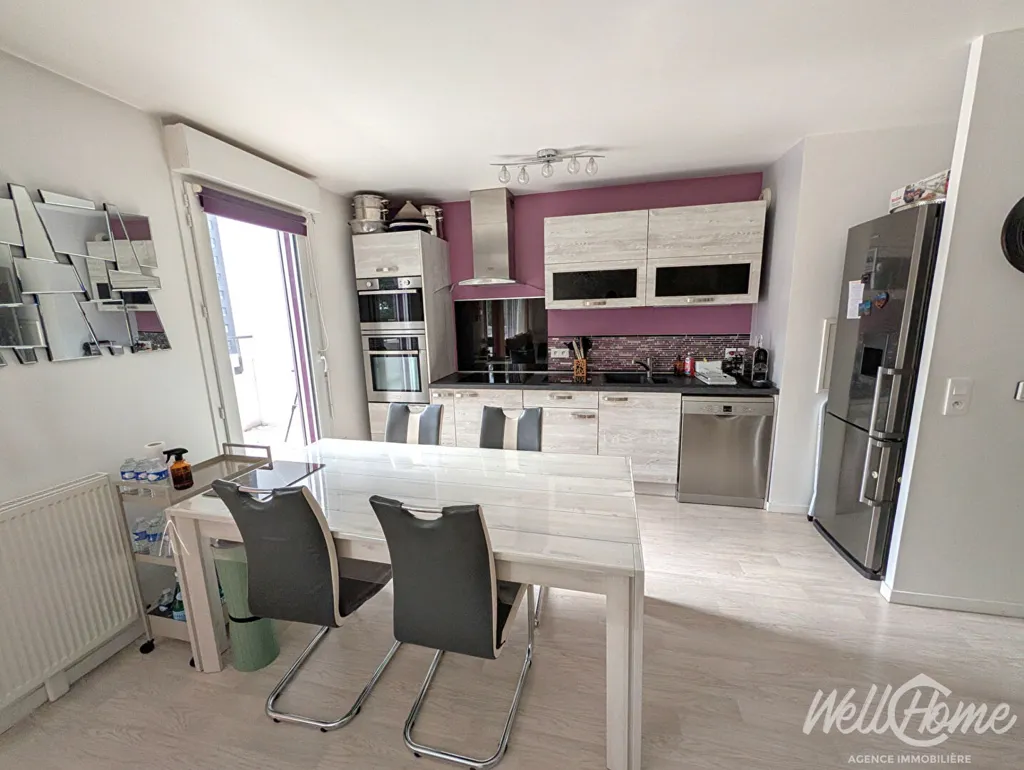 Sala da pranzo - 3-Bed Flat with Terrace in Montigny-lès-Cormeilles