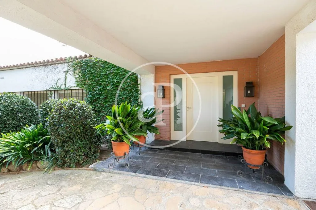 Terrasse - Luxury Villa with Pool in Sant Andreu de Llavaneres