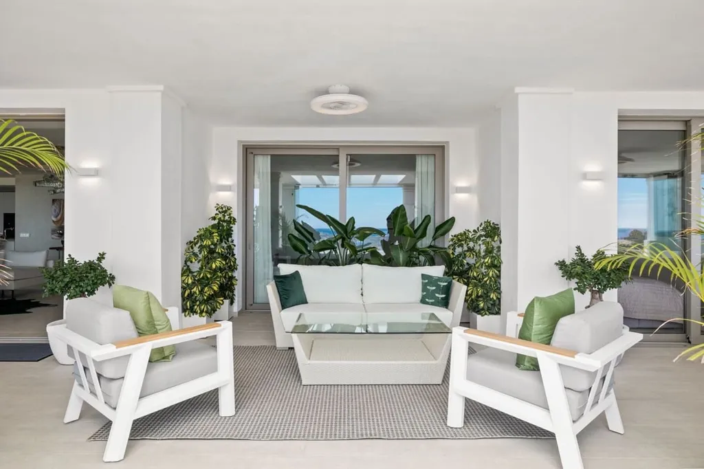 Terrazza - Luxury Apartment with Sea View in Marbella