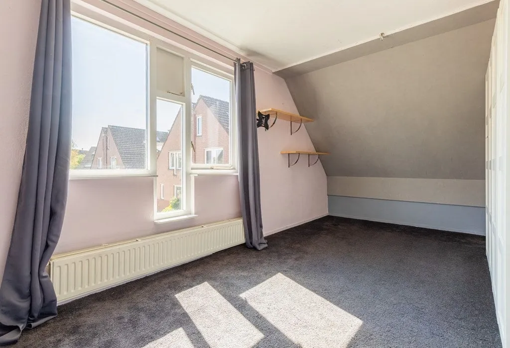 6-toaline maja asukohas Leiden
