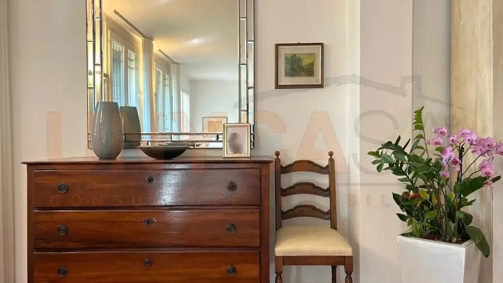 Hallway - Villa with Private Park in Padova