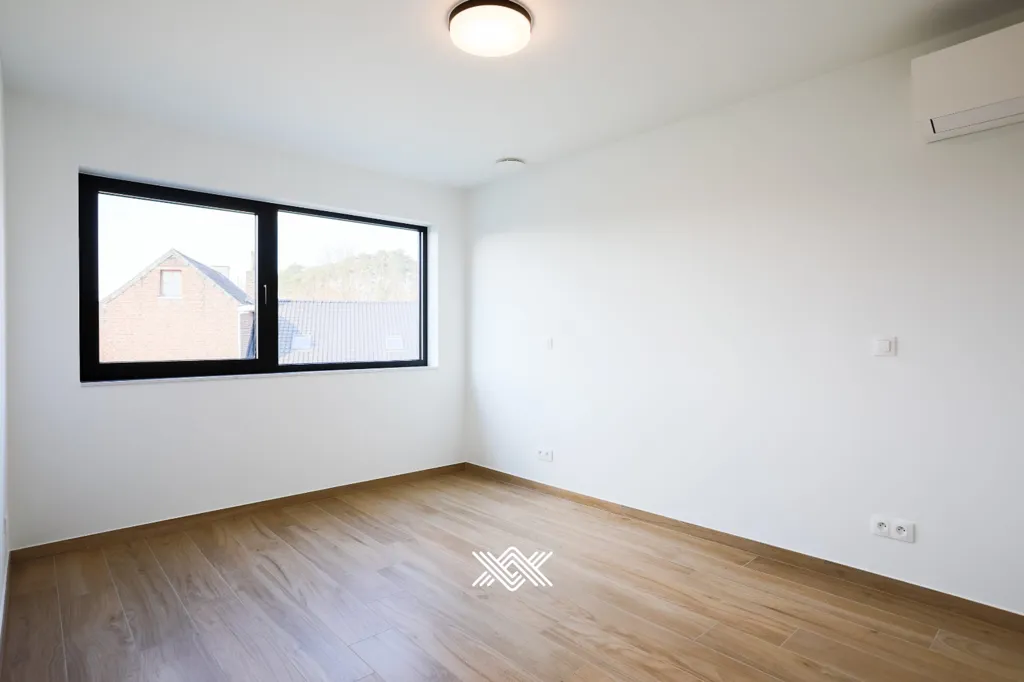 other_room