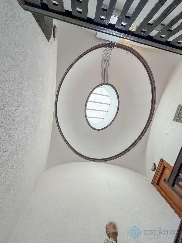 Stanze - Apartment with Balcony in Bilbao's Casco Viejo