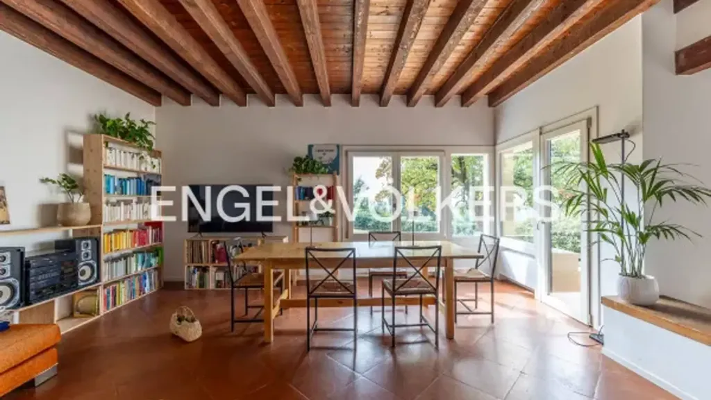 Salle à manger - Rustic Villa with Panoramic View in Verona