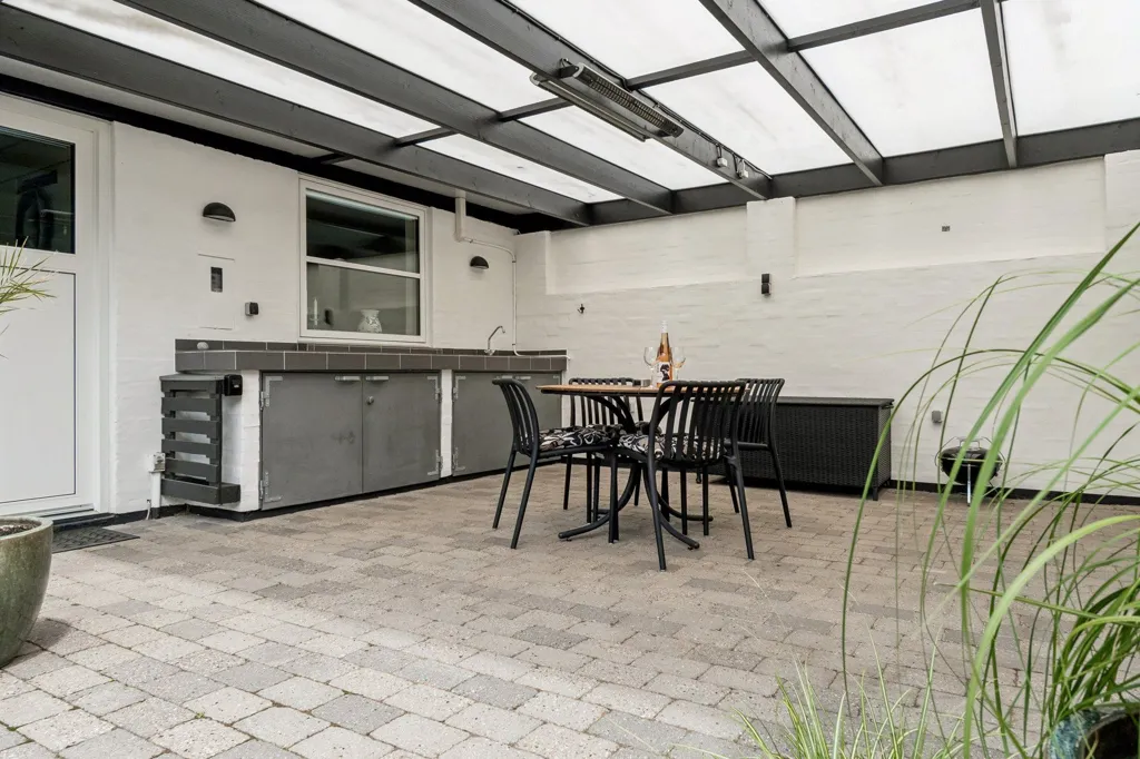 Terrazza - 1975 Brick Terraced House in Odense NØ