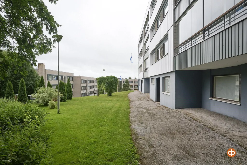 Välivaade - One-Bedroom Flat with Garden Access in Halikko