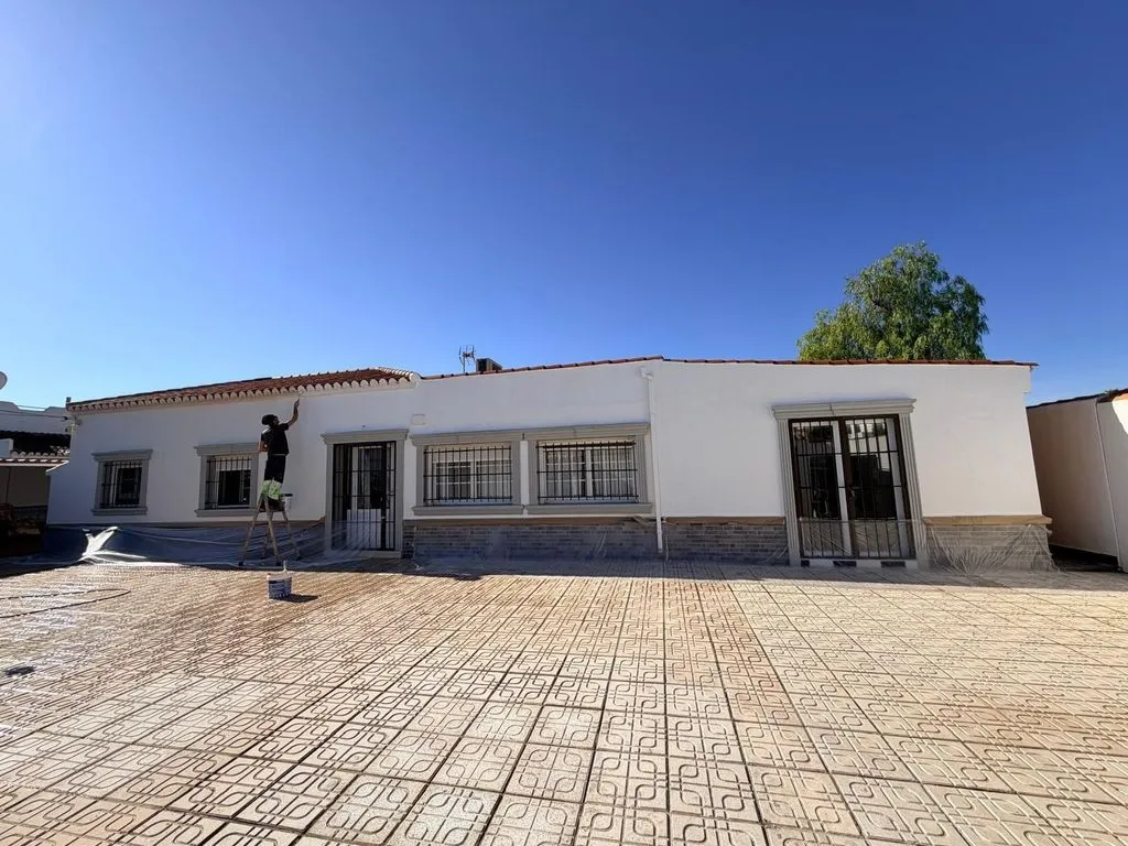 Välivaade - Luxury Detached House with Pool in Torrevieja