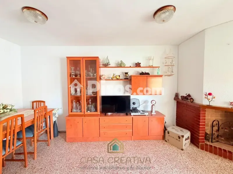 Sala da pranzo - Spacious Apartment with Balcony in Barx