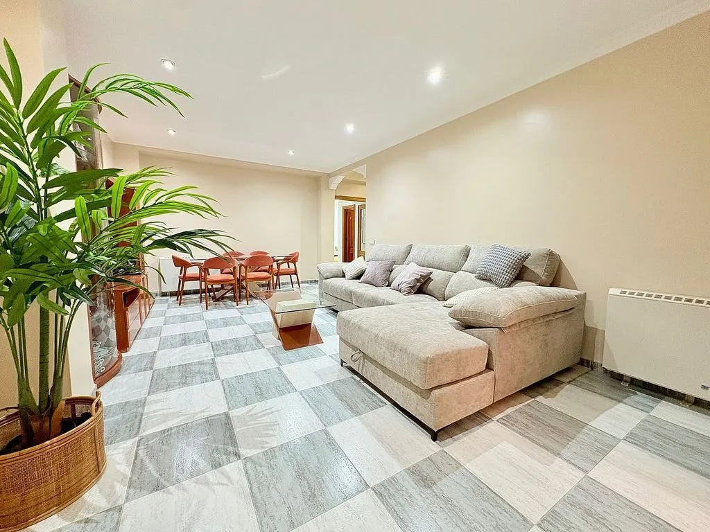 Living Room - Two-Storey House with Balcony in Benaguasil Centre