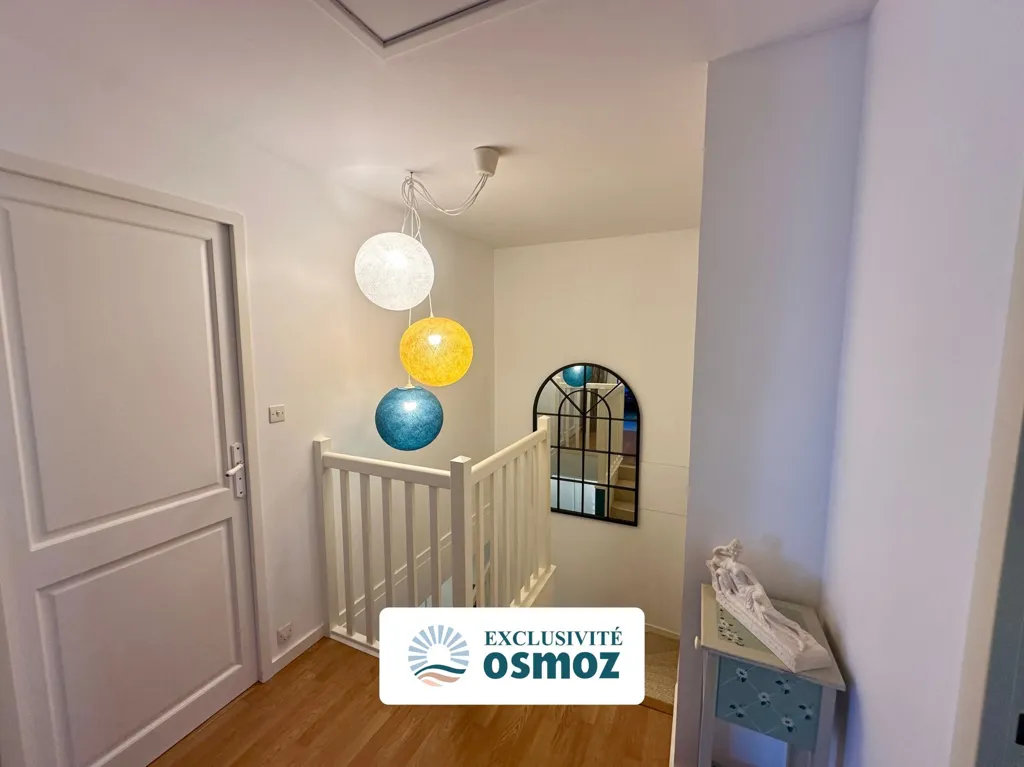 hallway_entrance