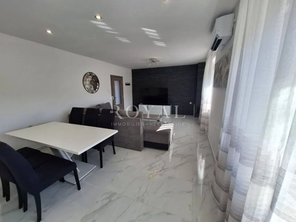 Soggiorno - Apartment with Balcony in Čavle Centre