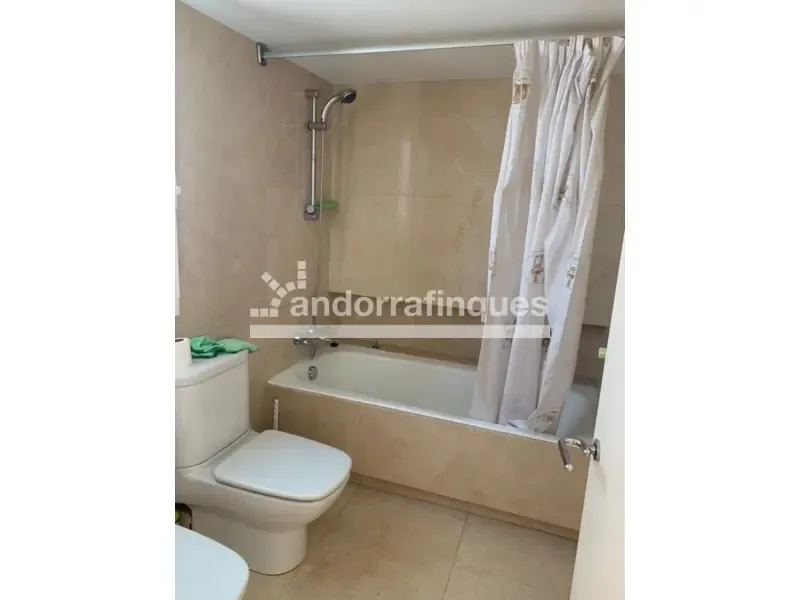 Salles de bain - Luxury Chalet with Pool in Urbanisation Berà