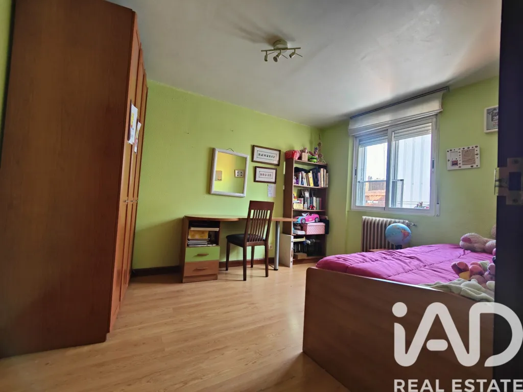 Magamistoad - Flat with Sunny Orientation in Rondilla
