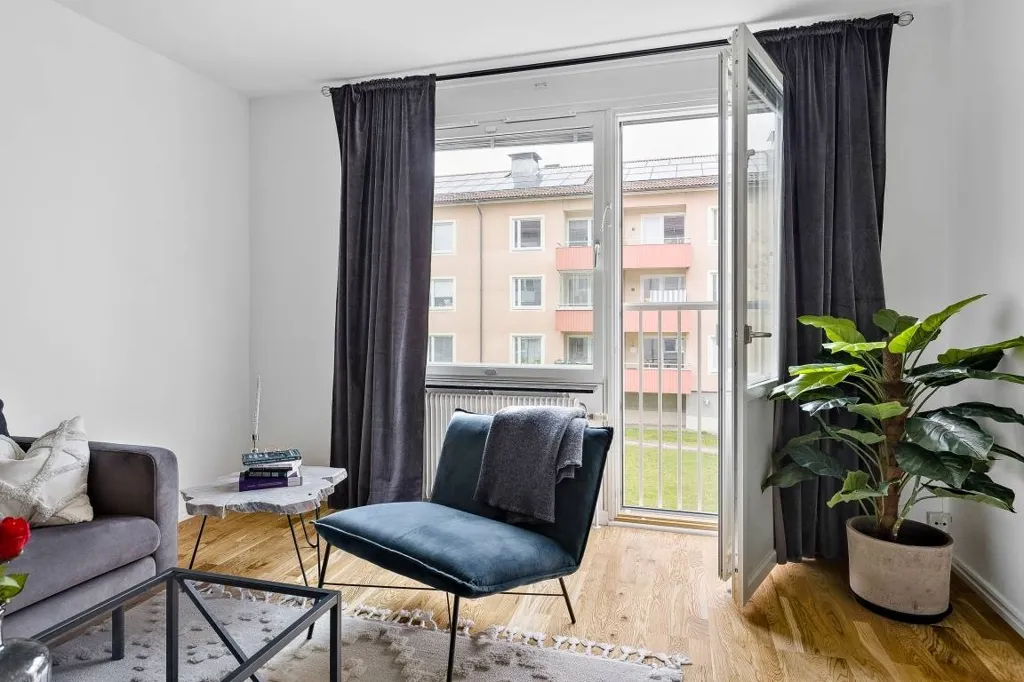 Séjour - Bright 3-Room Flat with Balcony in Barkarby