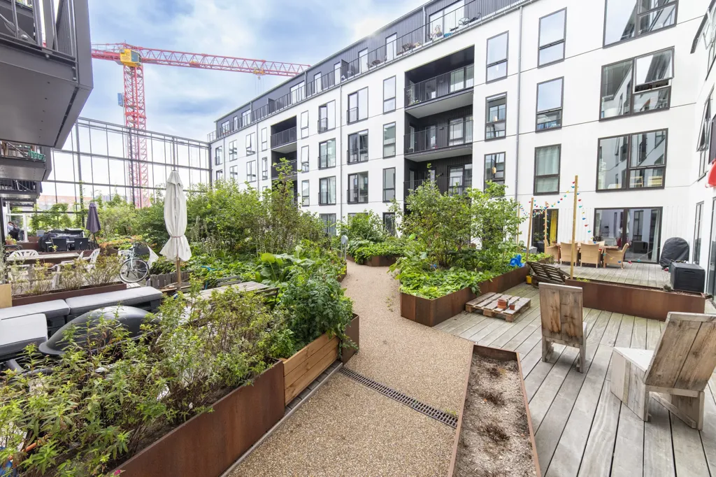Giardino - Contemporary Apartment with Balcony in Valby