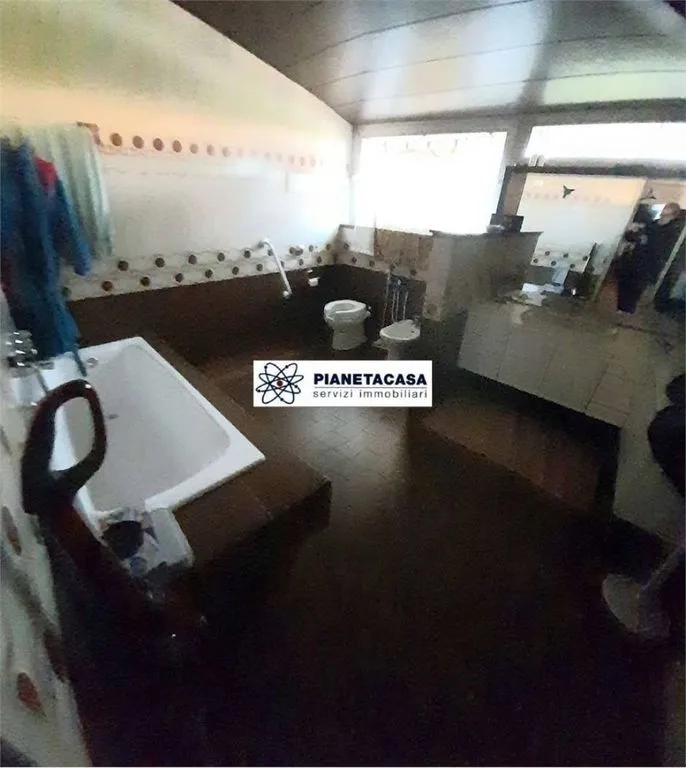 Vannitoad - Luxury Villa with Pool in Mozzo, Lombardy