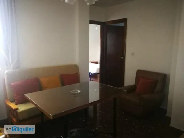 Salle à manger - Fully Furnished Student Flat in Centre