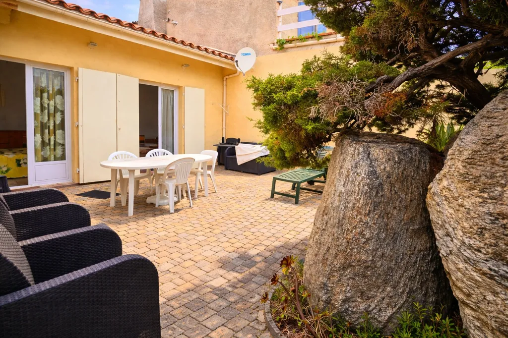 Terrass - Villa Flat with Garden, 30m from Beach, Abbartello