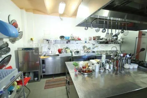 Cuisine - Rustic Casale with Panoramic Views in Bra