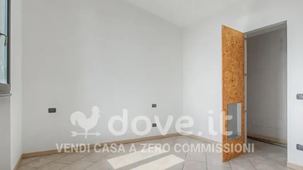 Toad - Rustic-Style Flat with Terrace in Bonate Sopra