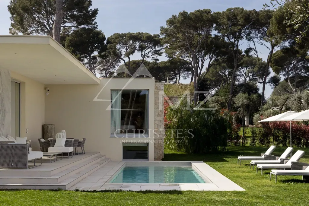Bassein - Luxury Villa with Sea View in Cap d'Antibes
