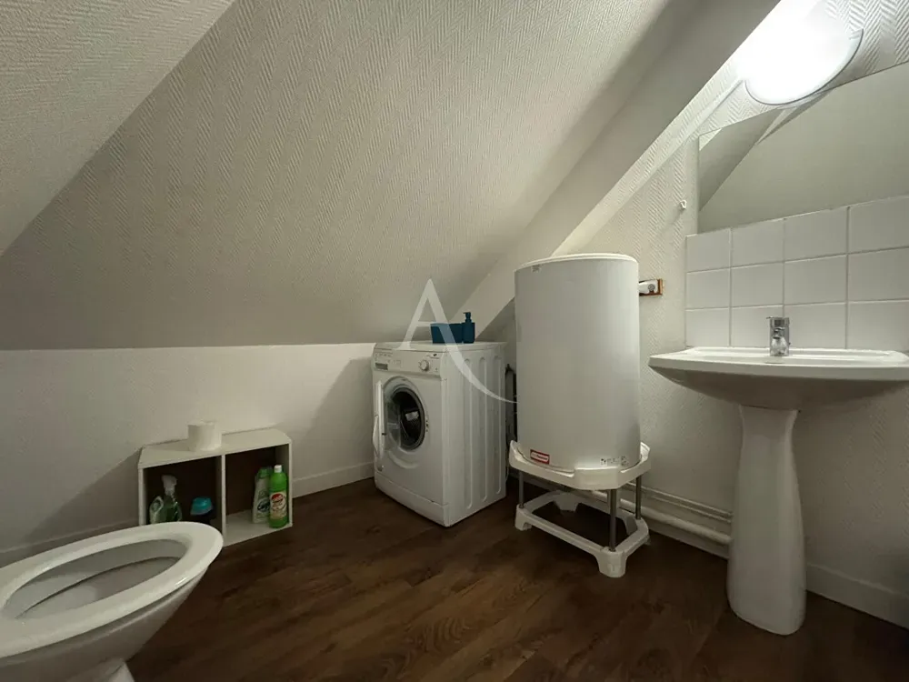 Bagni - Meubled Studio with Kitchen in Laval