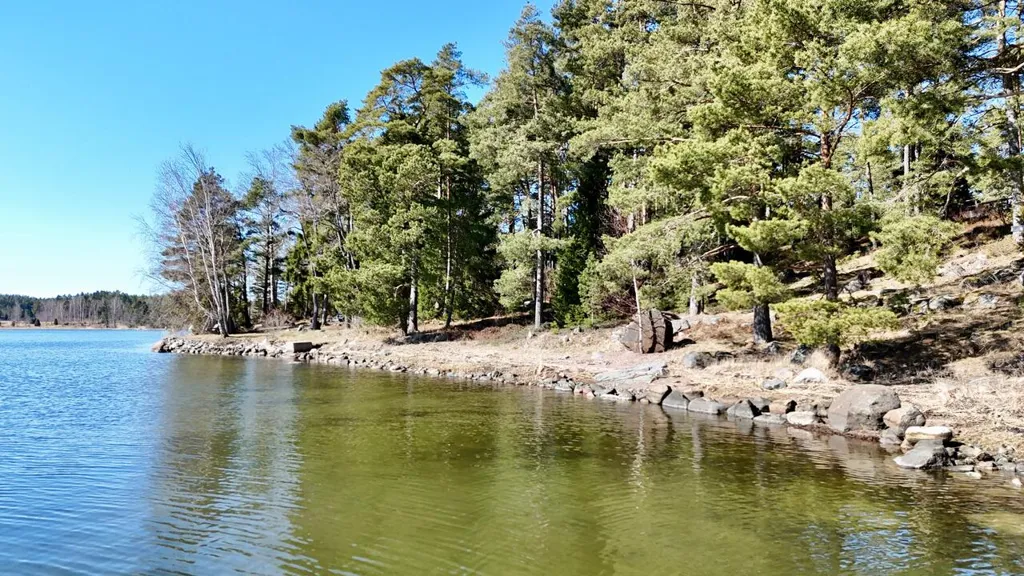 Jardin - Strandfastighet with Private Beach in Långholmen