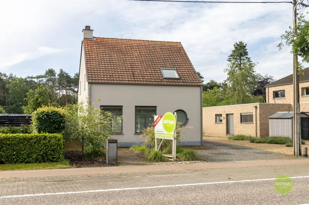 Esterno - House with Large Garden in Mol