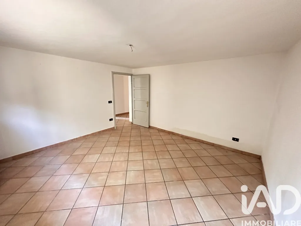 Pièces - Rustic Villa with Garden in Finale Emilia