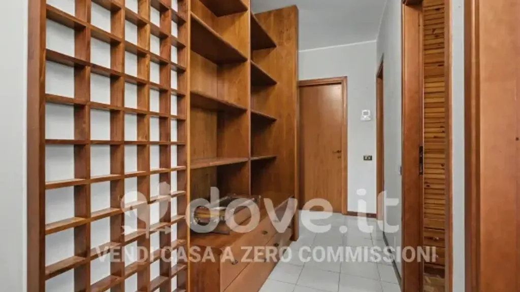 Ingresso - Rusticated Apartment with Balcony in Ponte San Pietro