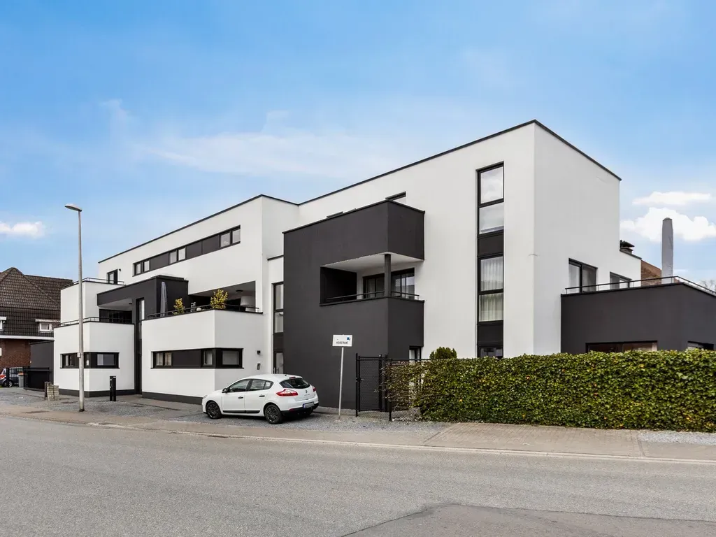 Välivaade - Modern Flat with Terrace in Maasmechelen