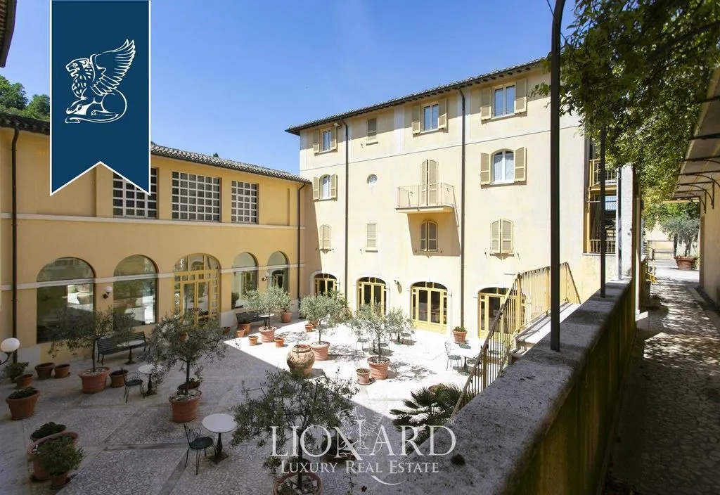 Aed - Luxury Hotel with Historical Features in Spoleto