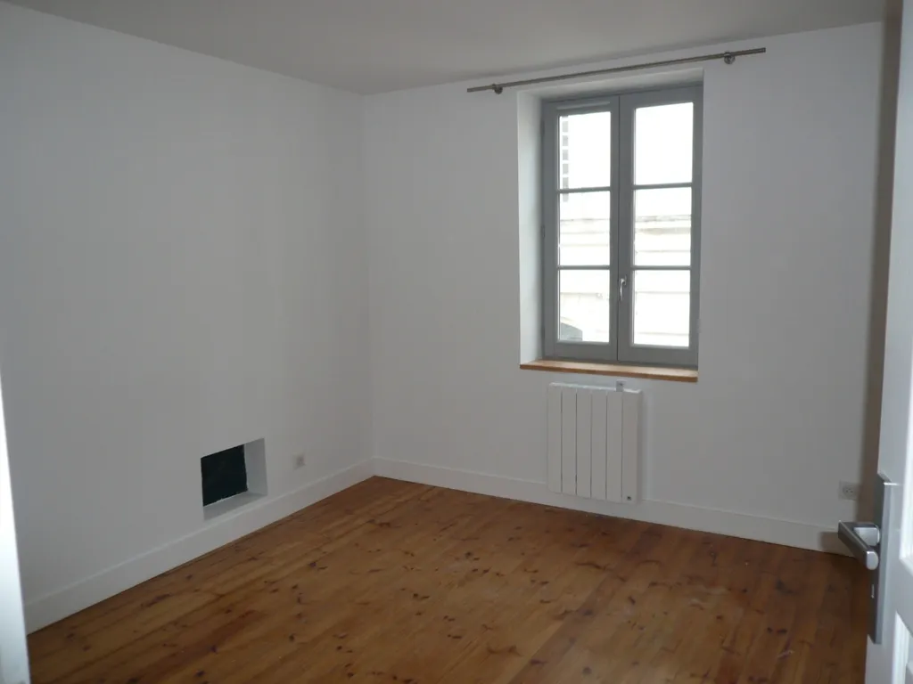 Pièces - Appartement de Ville avec Terrasse à Cognac