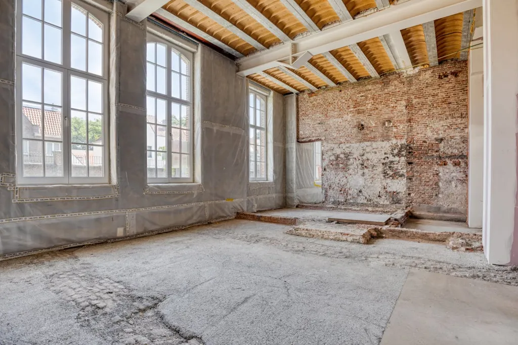 Toad - Commercial Space with Multiple Units in Bruges