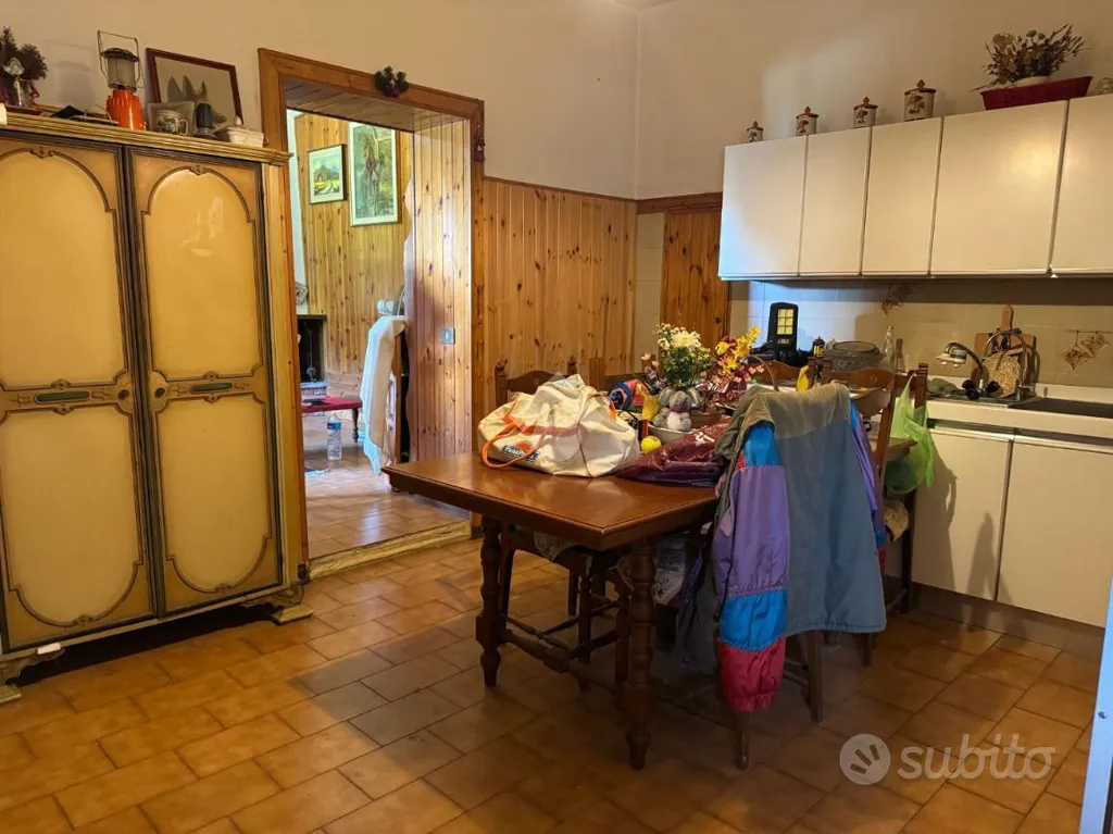 Söögituba - Rustic House with Olive Grove in Buggiano
