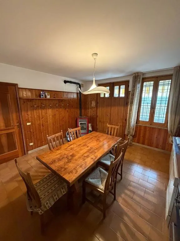 Salle à manger - Luxury Villa with Garden in Verolavecchia