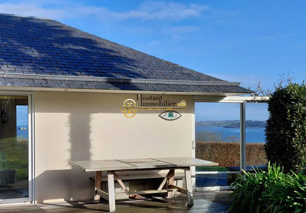 Terrazza - Prestigious House with Sea View in Carantec
