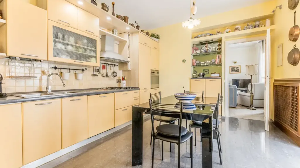 Cucina - Apartment with Balcony in Talenti, Rome
