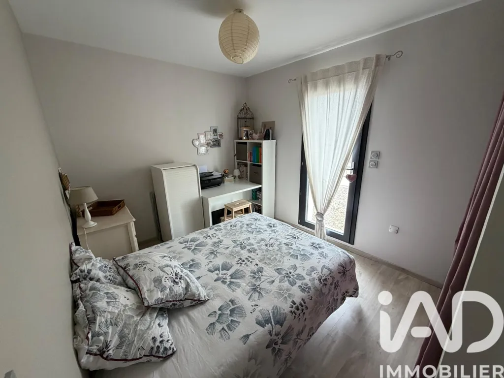 Bedrooms - Traditional House with Pool in Châteauneuf-de-Gadagne