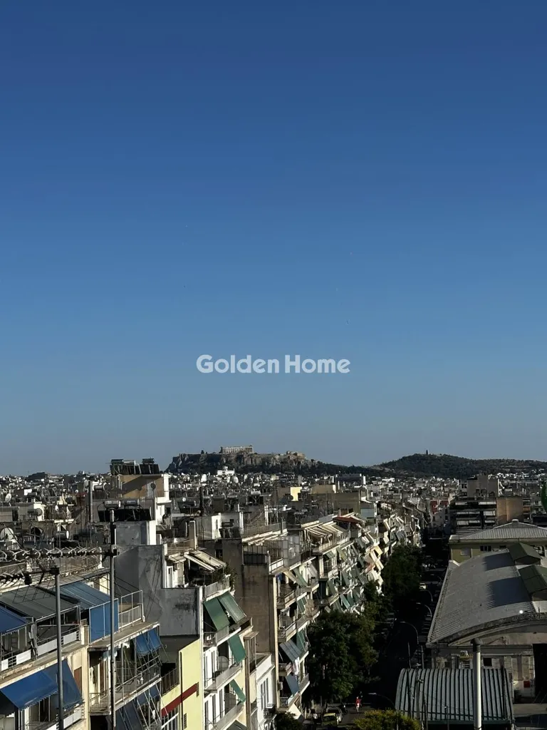 Balcony - Apartment with Balcony View in Athens
