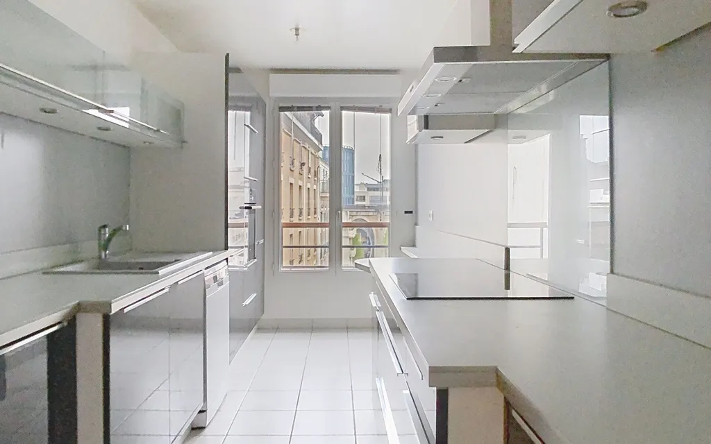 Cuisine - Appartement Traversant avec Balcon à Issy-les-Moulineaux