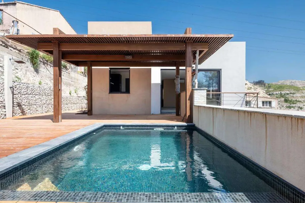 Piscine - Maison Contemporaine avec Piscine à Marseille