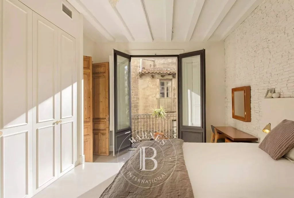 Magamistoad - Luxury Apartment with Courtyard in Gothic Quarter