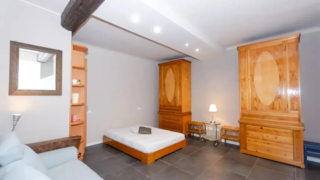 Appartement 2 pièces à IT