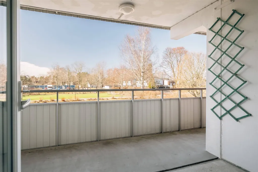 Balcon - Apartment with Balcony in Mariestad