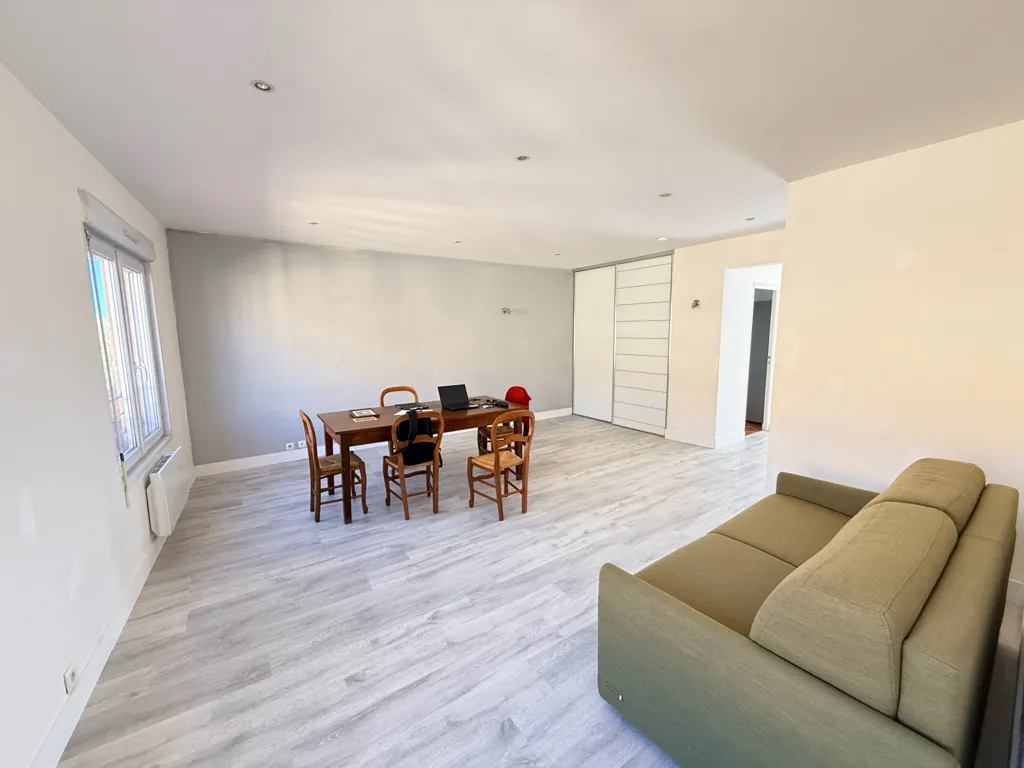 Soggiorno - Bright Flat with West View in Frejus Centre
