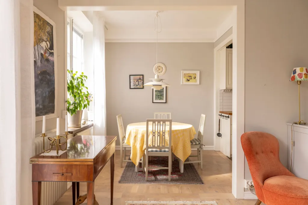Söögituba - Charming 2.5-Bedroom Flat with Balcony in Södermalm