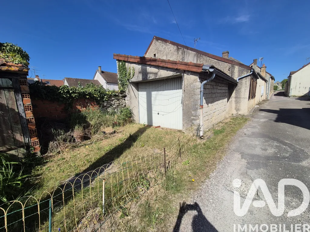 Extérieur - Maison de Village avec Jardin à Chassignelles