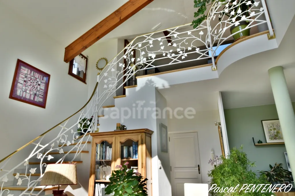 Stanze - Architectural House with Panoramic View in Gap
