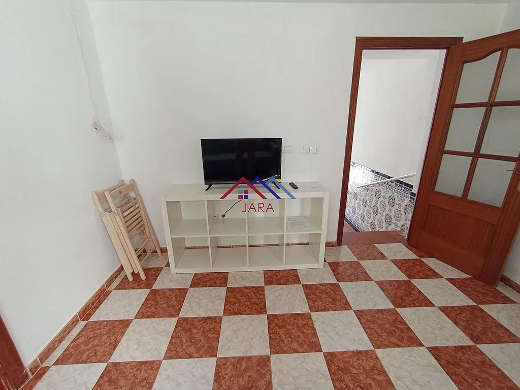 Living Room - Furnished Flat in Centre - Jerez de la Frontera